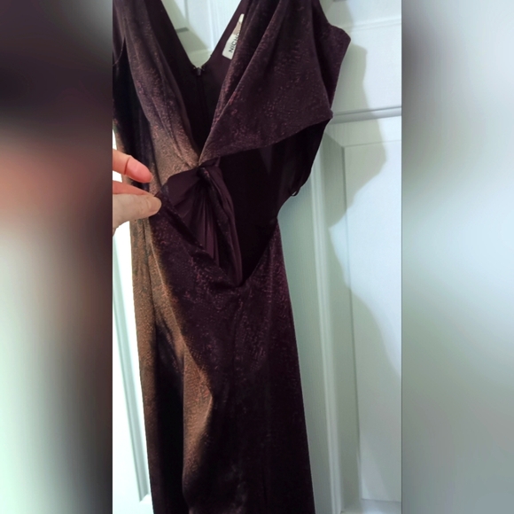 Nicholas Silvina Wrap Gown Designer RTR Size 12 - Picture 8 of 15